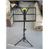 Image 1 : MUSIC STAND WITH CASE