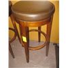Image 2 : SET OF 4 PADDED TOP SWIVEL STOOLS