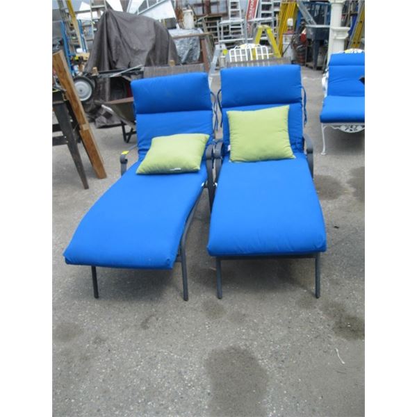 PAIR OF MATCHING LOUNGE CHAIRS WITH CUSHIONS