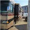 Image 2 : 2002 MONACO WINDSOR 40' DIESEL PUSHER MOTORHOME - VIN #1RF12061X22015443