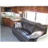 Image 8 : 2002 MONACO WINDSOR 40' DIESEL PUSHER MOTORHOME - VIN #1RF12061X22015443