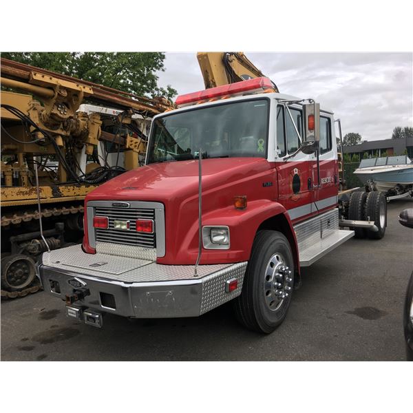 2000 FREIGHTLINER FL80, 4DR CHASSIS, WHITE & RED, VIN # 1FV6JJCB1YHB59379,