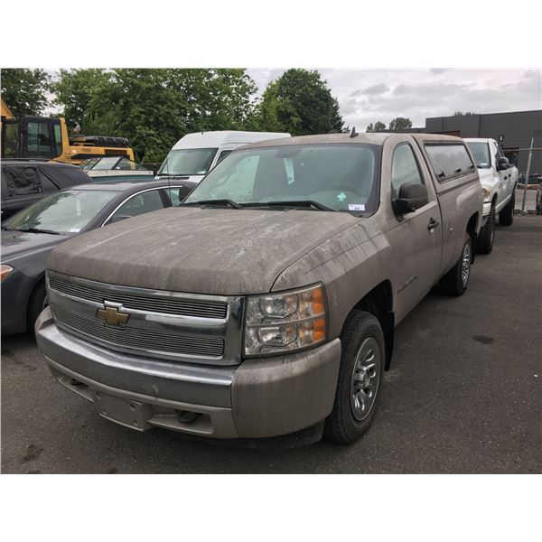 2009 CHEVROLET SILVERADO, 2DR PU, GREY, VIN # 1GCEC14C89Z249520,