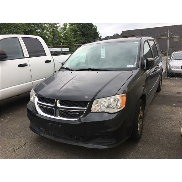 2011 DODGE GRAND CARAVAN, 4DR MINIVAN, GREY, VIN # 2D4RN4DG8BR778436,