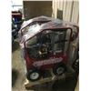 Image 2 : MAGNUM 4000 MOBILE HOT WATER PRESSURE WASHER WITH WAND AND HOSES