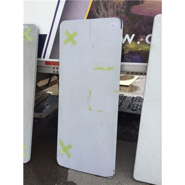 6ft Table w/ Folding Legs