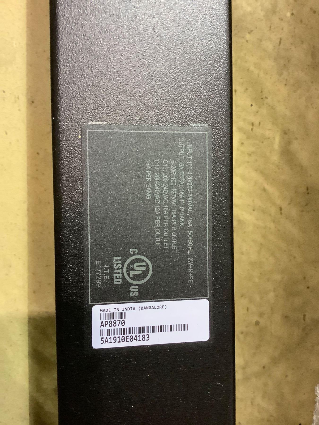 APC Electric Rack PDU 2G, Metered, ZeroU, 30A, 100-120/200-240V - Model ...