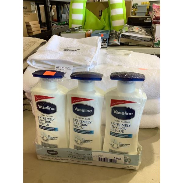 Vaseline Extremely Dry Skin Rescue Lotion (3 x 400mL)