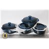 Image 1 : 4 MINI BLUE CASSEROLE-  CERAMIC BOWLS WITH LIDS