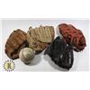 Image 1 : ESTATE BOX OF BASEBALL GLOVES AND BALL