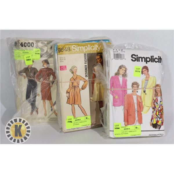 BUNDLE OF SEWING PATTERNS