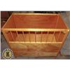 Image 1 : VINTAGE WOOD CRIB