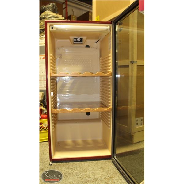 CARRIER MERCHANDISER GLASS DOOR COOLER