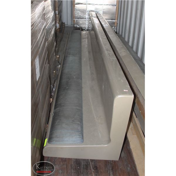 140" SECTION OF FIBERGLASS BOOTH SEATING W/ 2