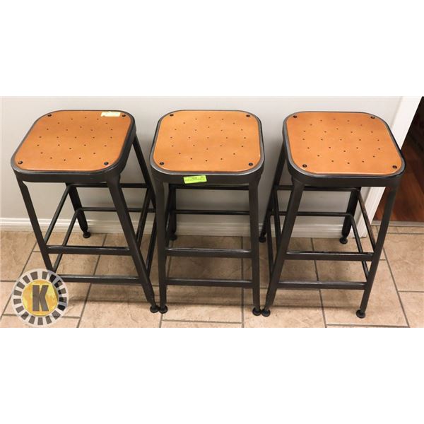LOT OF 3 BAR HEIGHT STOOLS