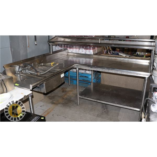 STAINLESS STEEL RH PRE RINSE SINK WITH SPRAYER,