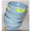 Image 1 : 8 BLUE PLASTIC BOWLS