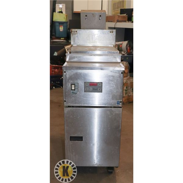 PITCO FRIALOATOR COMMERCIAL DEEP FRIER