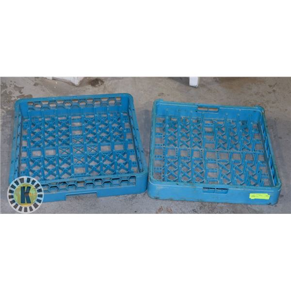 2 DISH RACKS