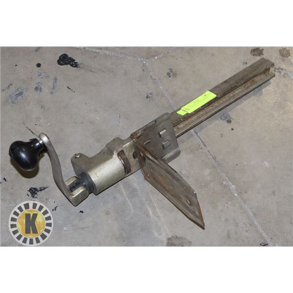 UPI COUNTERTOP CAN OPENER