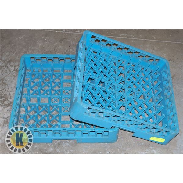 2 DISH RACKS