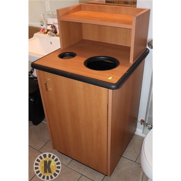 COMMERCIAL GARBAGE CAN