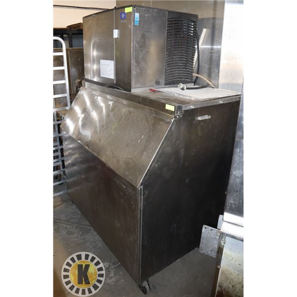 MANITOWOC ICE MACHINE (AIR COOLED)- LARGE ICEMAKER WITH HOPPER
