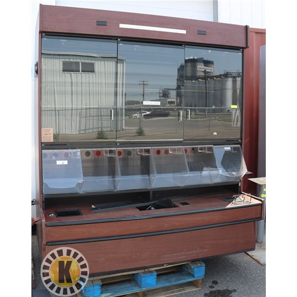 LARGE BAKED GOODS DISPLAY CASE