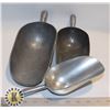 Image 1 : 3 METAL ICE SCOOPERS