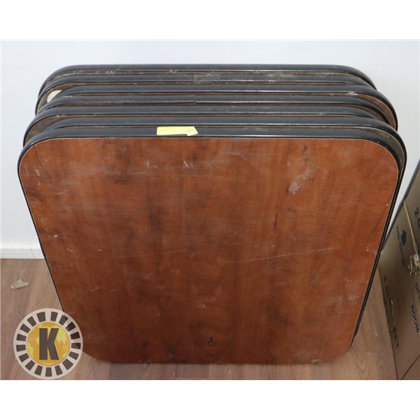 8 RESTAURANT STYLE TABLETOPS