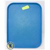 Image 1 : 4 MEDIUM RECTANGULAR RUBBER TRAYS- BLUE