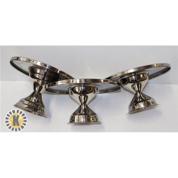 3 STAINLESS PIZZA STANDS