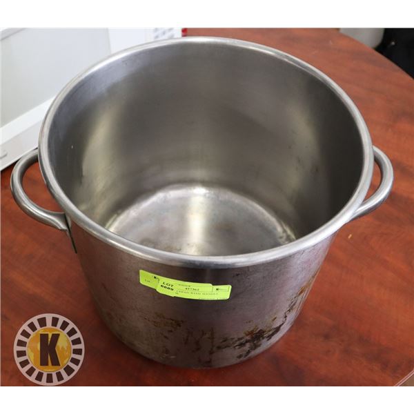 10QT SAUCEPAN WITH  HANDLE AND HOOK