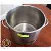 Image 1 : 10QT SAUCEPAN WITH  HANDLE AND HOOK