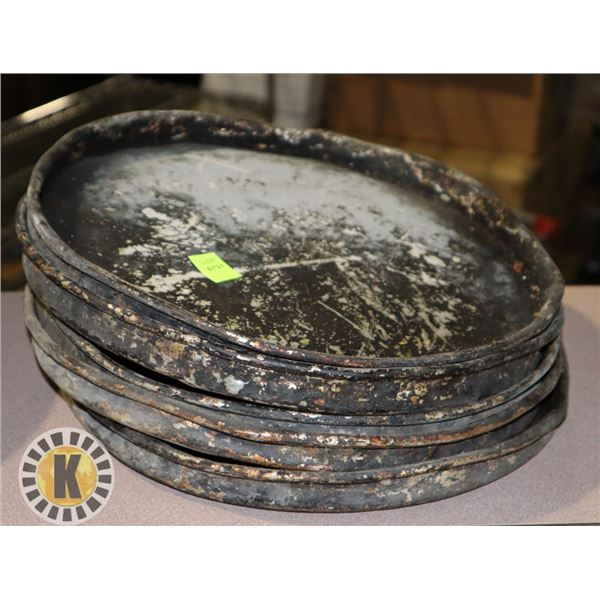 LOT OF FIVE 12" PIZZA PANS