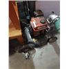 Image 2 : GAS WATER TRANSFER PUMP ON WHEELS