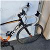 Image 3 : BLACK/ORANGE CCM ROAD BIKE