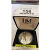 Image 2 : LIMITED EDITION POPE JOHN PAUL II COMMEMORATIVE MEDALLION 1920-2005 FINE SILVER OVERLAY