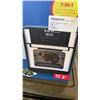 Image 2 : AS NEW INSTANT POT 7 IN 1 VORTEX PLUS AIR FRYER OVEN 10 QT