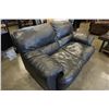 Image 3 : BLACK LEATHER LOVESEAT