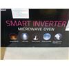 Image 8 : AS NEW LG NEO CHEF 1.5 CUBIC FOOT SMART INVERTER COUNTERTOP MICROWAVE