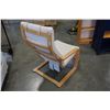Image 3 : IKEA BENTWOOD CHAIR