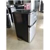 Image 2 : NEW OUT OF BOX INSIGNIA 2 DOOR COMPACT REFRIDGERATOR - STAINLESS, 2 DOOR, UPPER FREEZER - GUARANTEED