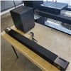 Image 1 : KLIPSCH BAR 40 2.1 CHANNEL SOUNDBAR WITH WIRELESS SUB - WORKING