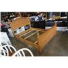 Image 2 : QUEENSIZE OAK PALLISER BEDFRAME