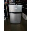 Image 1 : NEW OUT OF BOX INSIGNIA 2 DOOR COMPACT REFRIDGERATOR - STAINLESS, 2 DOOR, UPPER FREEZER - GUARANTEED