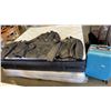 Image 1 : BLUE HARD CASE LUGGAGE AND BUFFALO, BRITCH AND DENVER HAYES LEATHER JACKETS