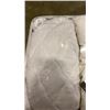 Image 3 : TWO TWIN SIZE DUVETS