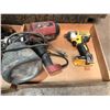 Image 2 : Group of 4 assorted power tools - King Canada electric paint sprayer/ Wen electric planer/ Skil grin