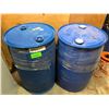 Image 2 : Two blue plastic liquid storage barrels